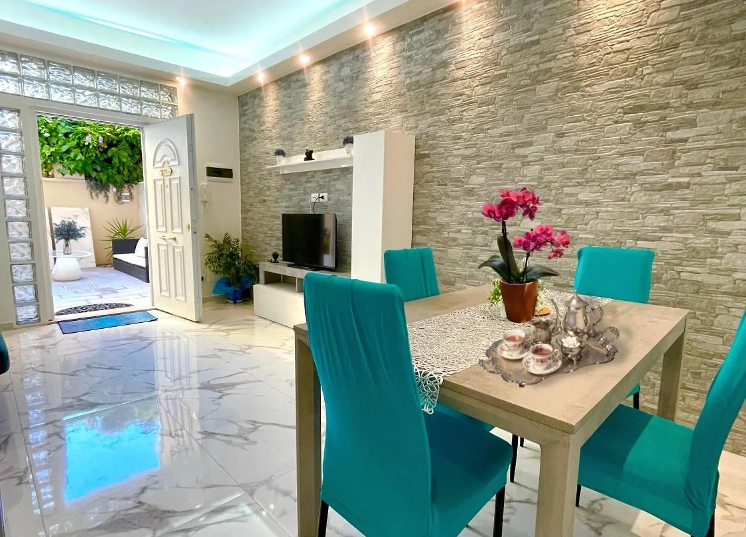 La Bouganville Lido di Ostia Apartment